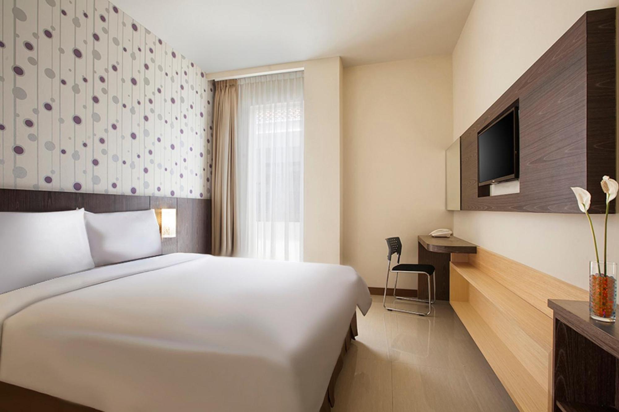 Aveon Express Hotel By Daphna International Γιογκιακάρτα Εξωτερικό φωτογραφία