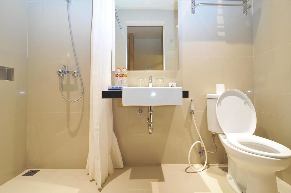Aveon Express Hotel By Daphna International Γιογκιακάρτα Εξωτερικό φωτογραφία